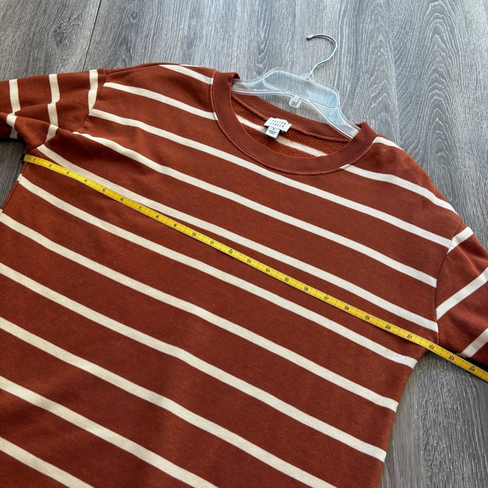 Peyton Jensen Long Fleece Striped Super Soft Rust and Cream Top - Picture 5 of 6